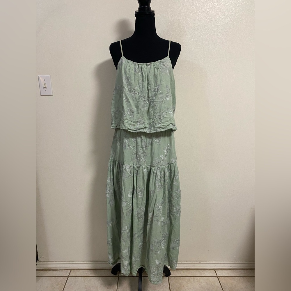 Cris Barros Skirt Set Women Size 10/44 Sage Green Embroidered Skirt & Top 2pc